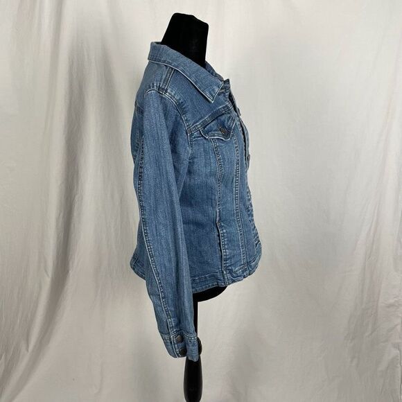 Charter Club Cropped Denim Jacket - Women’s PM - Picture 2 of 6
